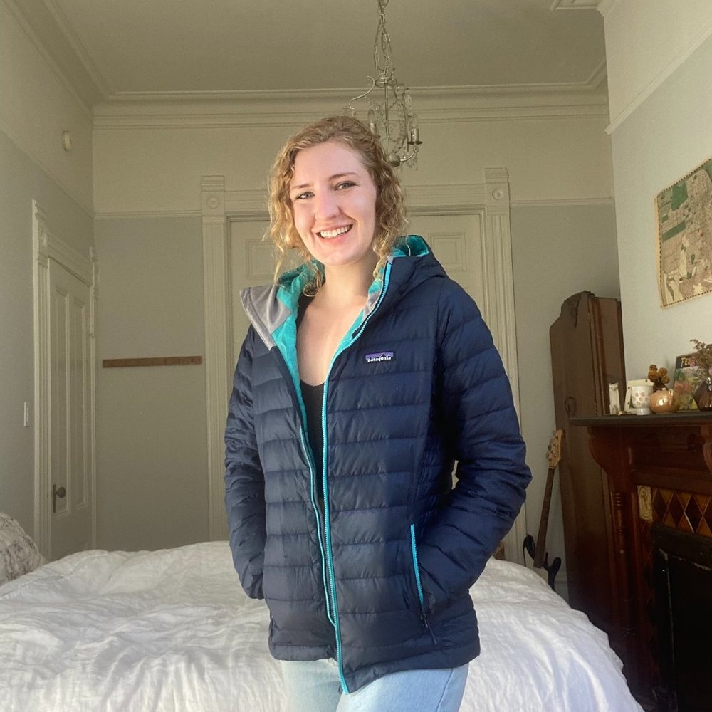 Patagonia Women's Down Sweater Hoody Navy Blue Size M